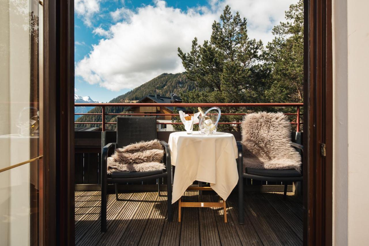 Hotel Garni Alpenruh-Micheluzzi Serfaus Bagian luar foto