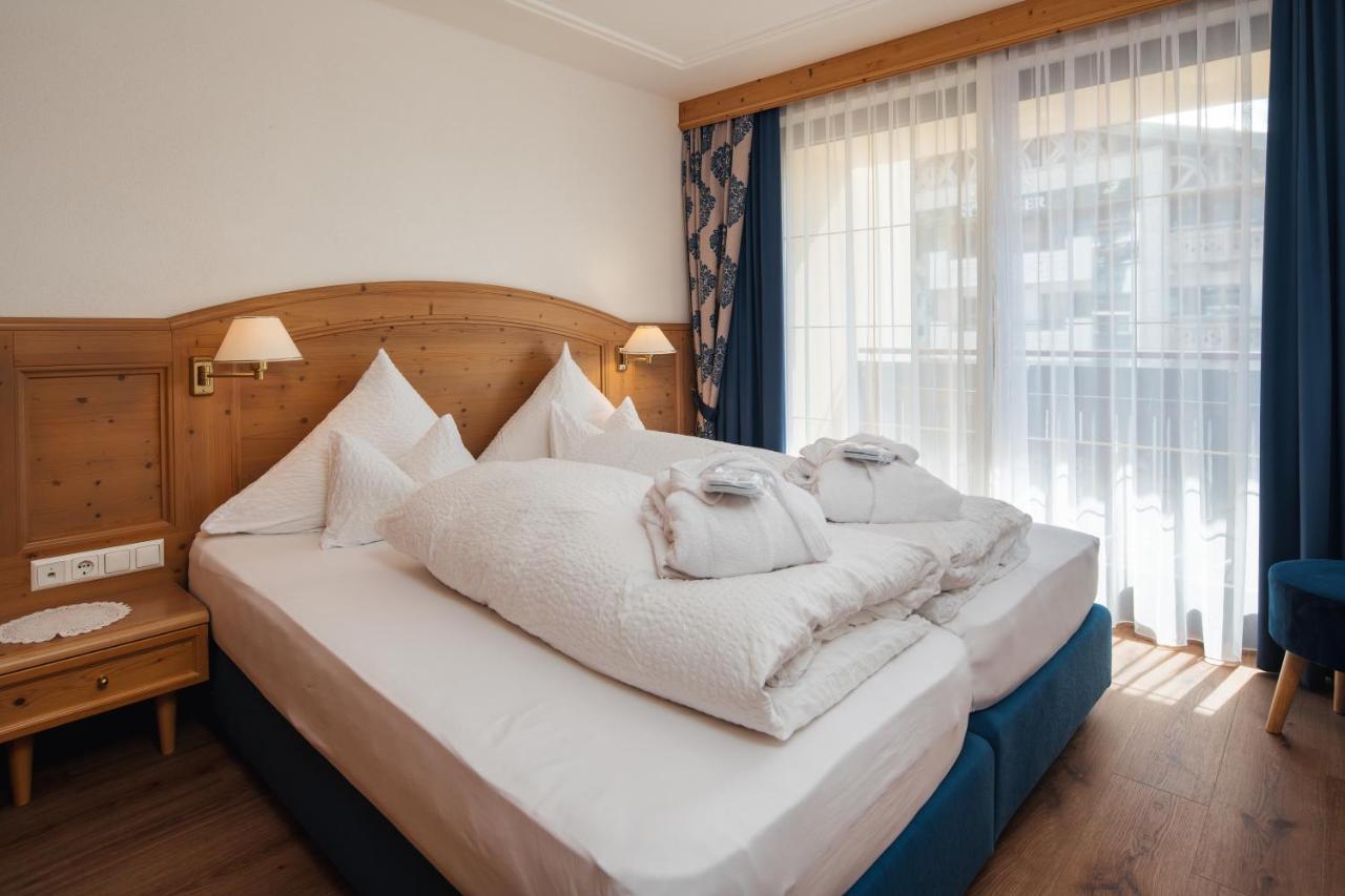 Hotel Garni Alpenruh-Micheluzzi Serfaus Bagian luar foto