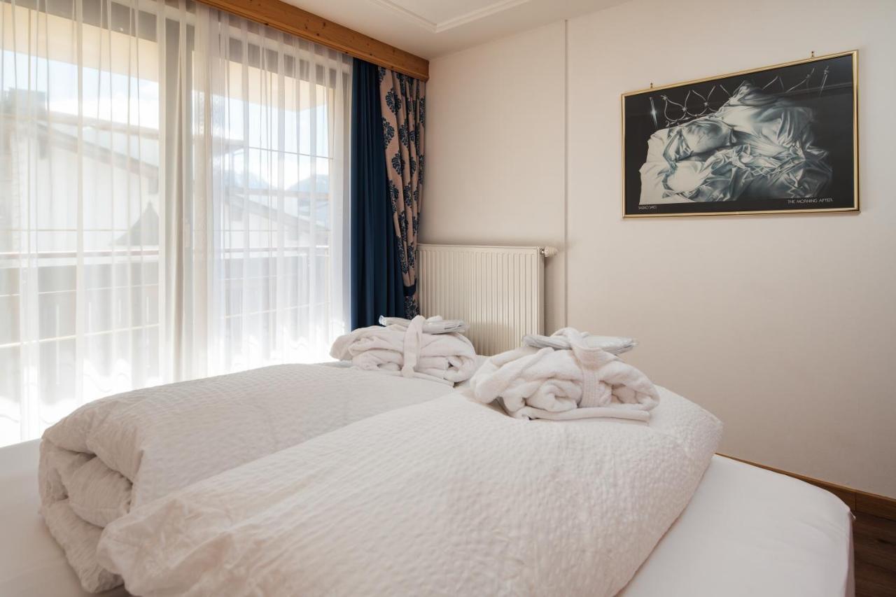 Hotel Garni Alpenruh-Micheluzzi Serfaus Bagian luar foto
