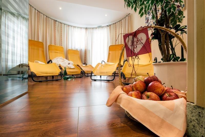 Hotel Garni Alpenruh-Micheluzzi Serfaus Bagian luar foto