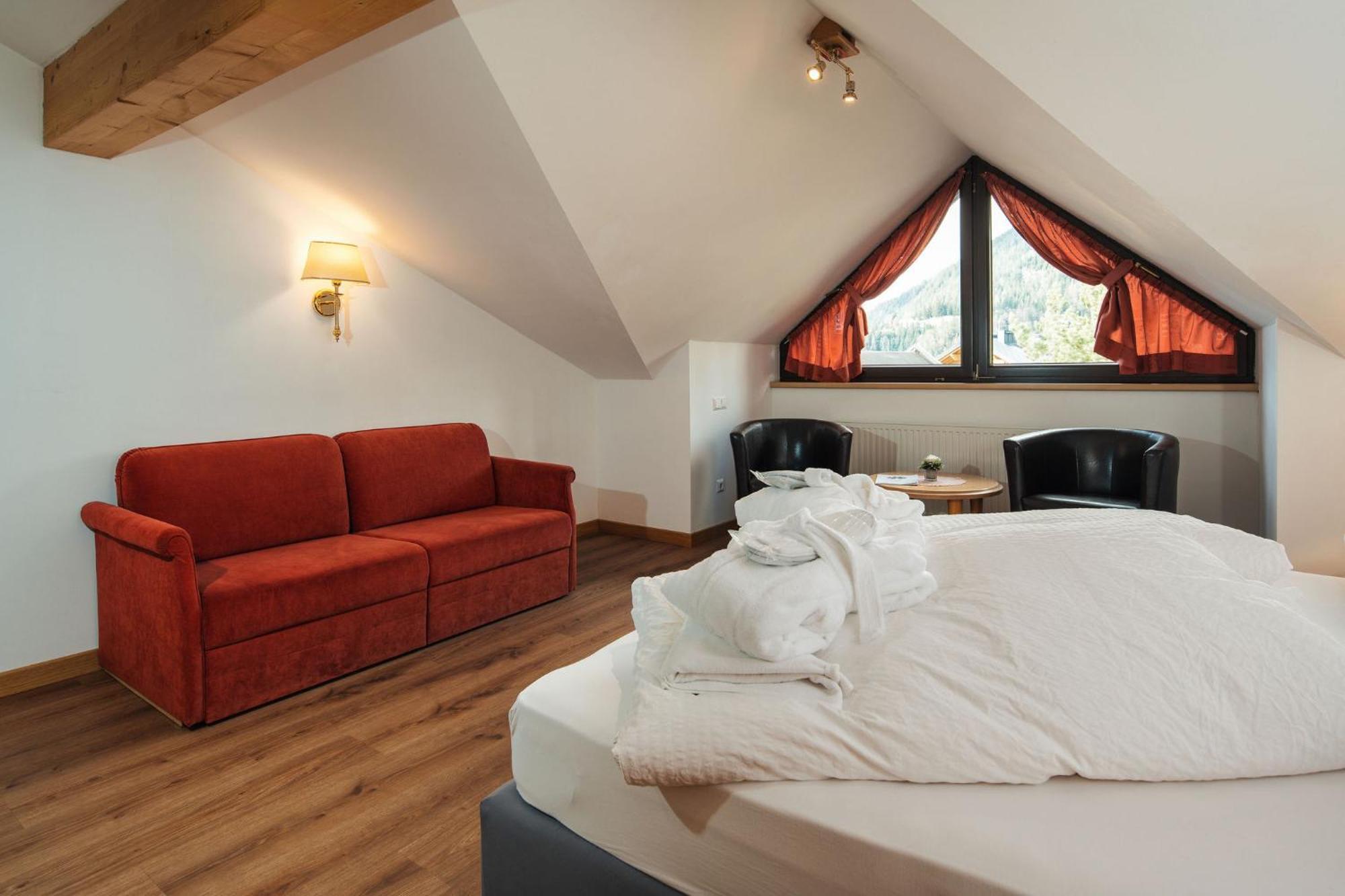 Hotel Garni Alpenruh-Micheluzzi Serfaus Bagian luar foto